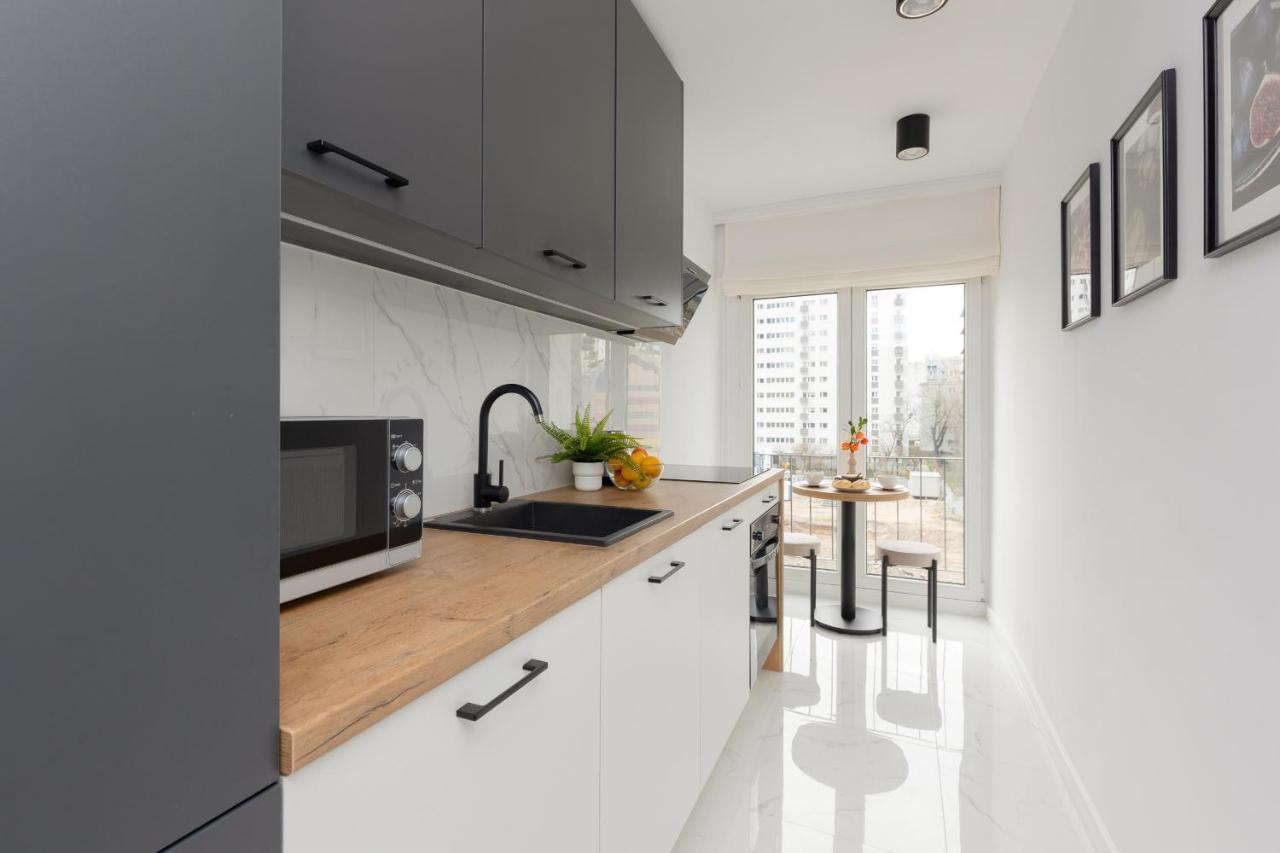 Stylish Apartment Heart Of Warsaw By Noclegi Renters Varsóvia Exterior foto