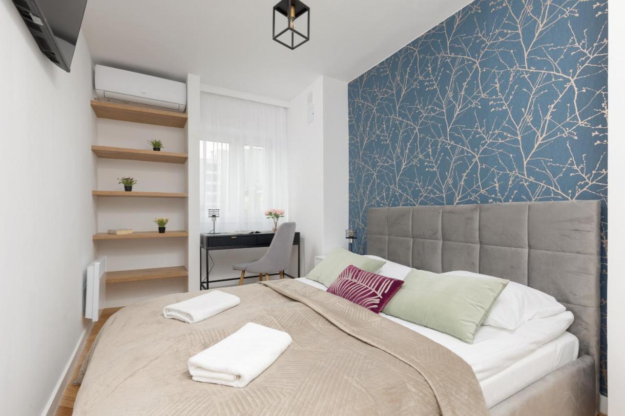 Stylish Apartment Heart Of Warsaw By Noclegi Renters Varsóvia Exterior foto