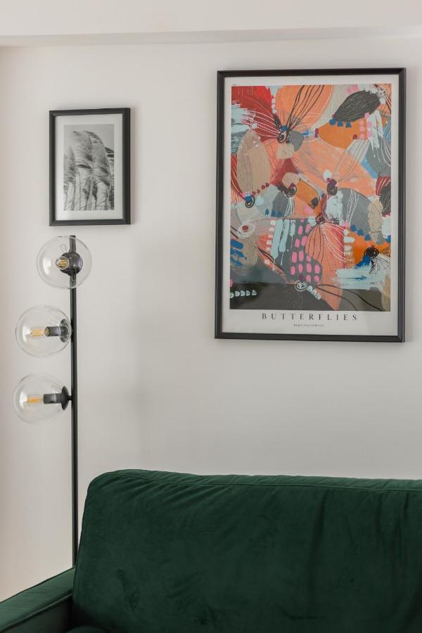 Stylish Apartment Heart Of Warsaw By Noclegi Renters Varsóvia Exterior foto